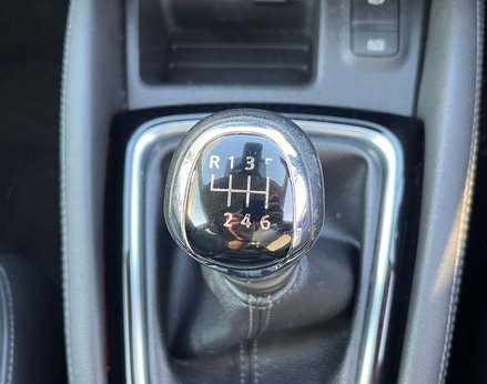 Nissan Qashqai 1.6 Qashqai Tekna dCi 5dr 54