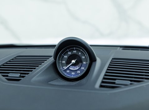 Porsche 911 Targa 4S (992) 30