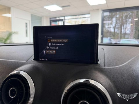 Audi A3 1.4 TFSI e-tron Sportback e-S Tronic Euro 6 5dr 8.8kWh 83