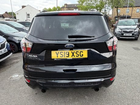 Ford Kuga ST-LINE 7