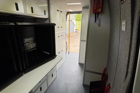 Mercedes-Benz Sprinter 519 Cdi V6 Mobile Command Unit - Generator / Air Con / Ex MOD 10