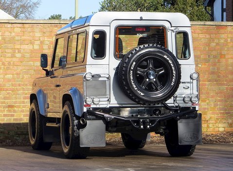 Land Rover Defender 90 XS 6