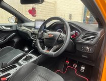 Ford Focus 2.3T EcoBoost ST Hatchback 5dr Petrol Manual Euro 6 (s/s) (280 ps) 10