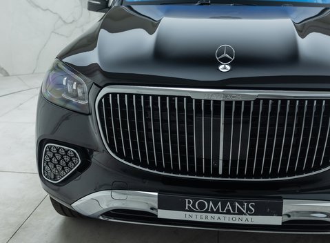 Mercedes-Benz GLS 600 Maybach 34