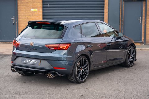 SEAT Leon 2.0 Leon Cupra Luxury 290 TSi Semi-Auto 5dr 2
