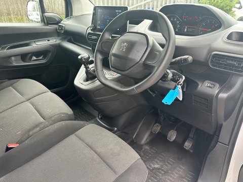 Peugeot Partner BLUEHDI PROFESSIONAL PREMIUM PLUS L1 10