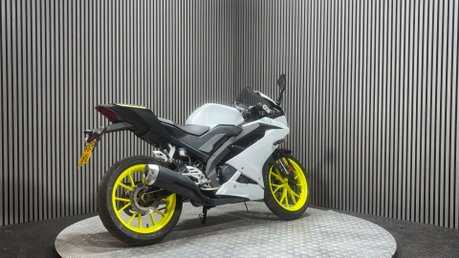 Yamaha R125 2019 NEW SHAPE ONLY 10K RUNNING LIGHT PROJECT SPORTS BIKE 125CC 3