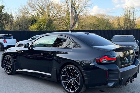BMW M2 M2 - M PERFORMANCE EXHAUST & BODYKIT -DRIVING ASSISTANT +COMFORT PACK  2