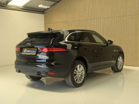 Jaguar F-Pace 2.0 F-PACE Portfolio AWD Auto 4WD 5dr 22