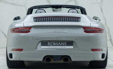 Porsche 911 Carrera S CABRIOLET (991.2) 8
