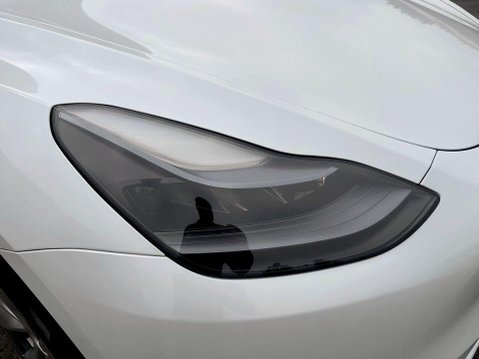 Tesla Model Y (Dual Motor) Long Range SUV 5dr Electric Auto 4WDE (384 bhp) Pan Roof - Sat 9