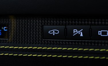 Ferrari F8 SPIDER 37