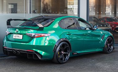 Alfa Romeo Giulia GTAm 4