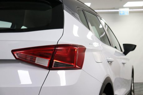 SEAT Arona TSI SE TECHNOLOGY 23