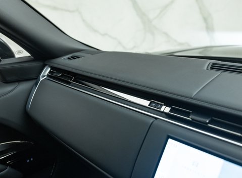 Land Rover Range Rover P615 SV 30