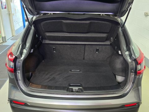 Nissan Qashqai 1.5 dCi Tekna Euro 6 (s/s) 5dr 10