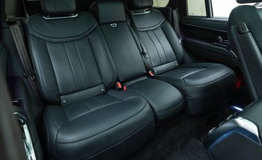 Land Rover Range Rover D350 AUTOBIOGRAPHY 17