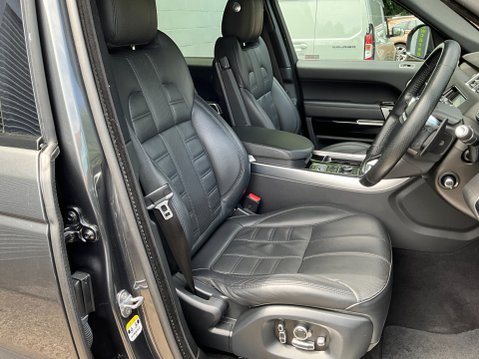 Land Rover Range Rover Sport 4.4 SD V8 Autobiography Dynamic Auto 4WD Euro 6 (s/s) 5dr 16
