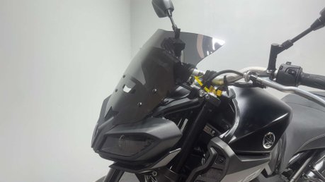 Yamaha MT-09 ABS 2020 ONLY 8K 2 OWNER AKRAPOVIC QUICKSHIFTER FSH 900CC NAKED 40