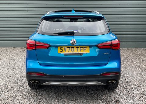 MG HS 1.5 T-GDI EXCLUSIVE 9