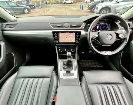Skoda Superb 2.0 Superb SE Technology TDI 5dr 2