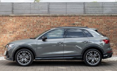 Audi Q3 TFSI 40 Quattro S Line Vorsprung 2