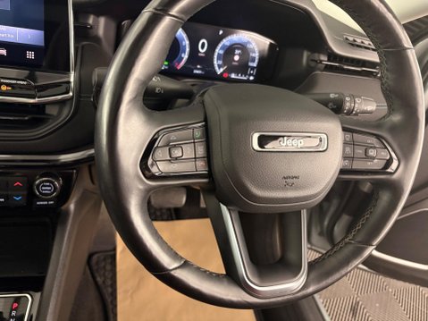 Jeep Compass 1.5 GSE MHEV Upland DCT FWD Euro 6 (s/s) 5dr 25