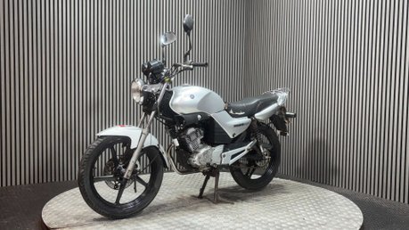 Yamaha YBR 125 2005 20K CARBED MODEL PROJECT LEARNER BIKE 125CC 5