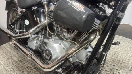 Harley-Davidson Softail Standard Injection model 2005 only 6k FXSTI project bike 1450 18