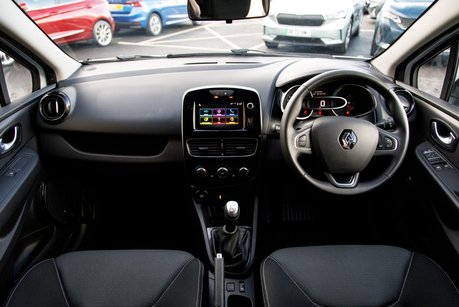 Renault Clio ICONIC TCE