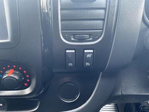 Vauxhall Vivaro 1.6 L1H1 2700 LIMITED EDITION NAV CDTI P/V BITURBO S/S 125 BHP 35