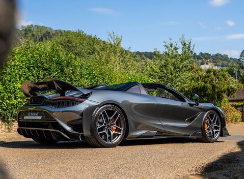 McLaren 765LT Spider 3