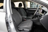 Volkswagen Golf LIFE TSI 37