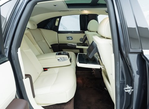 Rolls-Royce Ghost V12 24