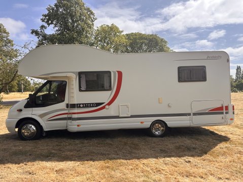 Ford Transit DETHLEFFS FORTERO A 6915 6 BERTH MOTORHOME 9