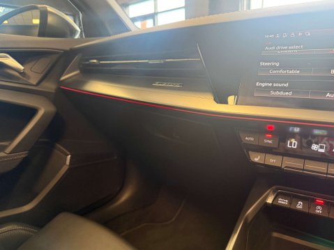 Audi S3 2.0 S3 TFSI Quattro Semi-Auto 4WD 4dr 33