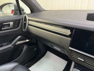 Porsche Cayenne 4.0 Cayenne T S E-Hybrid Auto 4WD 5dr 75