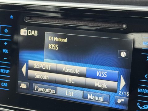 Toyota Auris 1.8 VVT-h Business Edition Touring Sports CVT Euro 6 (s/s) 5dr (Safety Sens 18