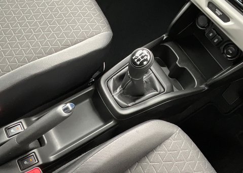 Suzuki Swift Motion 1.2 Mild Hybrid 21