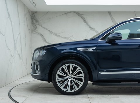 Bentley Bentayga V8 First Edition 37
