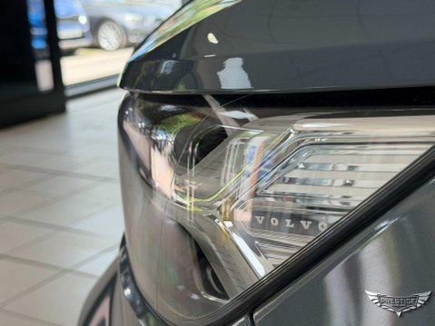 Volvo XC40 1.5 T3 Inscription Auto Euro 6 (s/s) 5dr 11