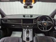Porsche Macan 2.0 Macan Semi-Auto 4WD 5dr 69