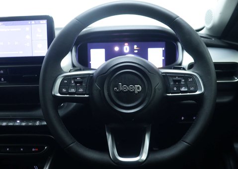 Jeep Avenger 1.2 e-Hybrid Summit SUV 5dr Petrol Hybrid e-DCT Euro 6 (s/s) (100 ps) 19