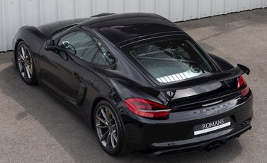 Porsche Cayman GT4 (718) 9
