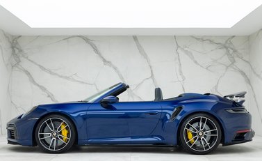 Porsche 911 (992) Turbo S Cabriolet 2