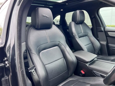 Jaguar F-Pace 2.0 D200 MHEV R-Dynamic SE Auto AWD Euro 6 (s/s) 5dr 13