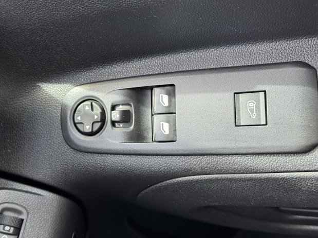 Peugeot Partner Petrol SWB [SOLD CM] L1H1 Low Roof Air Con Sensors EURO 6 NO VAT 20