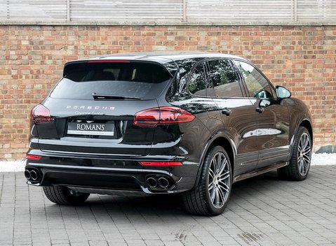 Porsche Cayenne Turbo 7