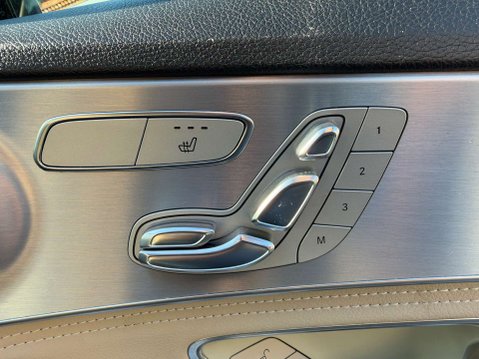 Mercedes-Benz C Class 2.1 C220 BlueTEC Sport Saloon 4dr Diesel G-Tronic+ Euro 6 (s/s) (170 ps) 21