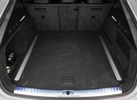 Audi RS6 Avant Carbon Black Urban 34